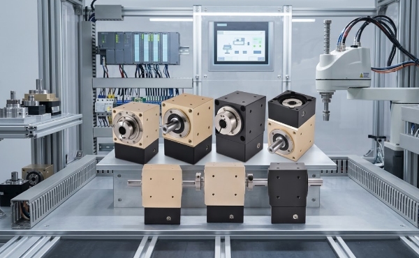 産業用直角減速機によるエンジニアリング効率の向上